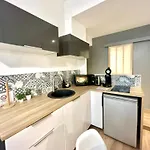 Au Coeur De - Idealement Situé Confort Avec Separée * Nantes